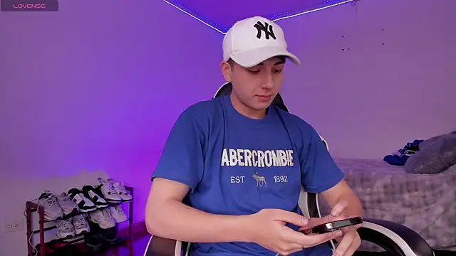 oliver_kyyのウェブカメラショー