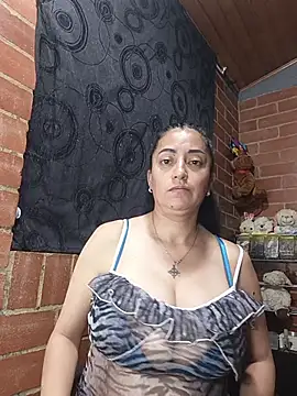 Alexandrina Adlı Modelin Canlı XXX Sohbeti