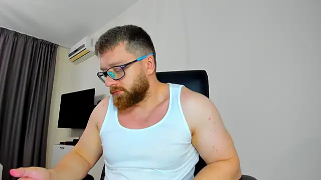 Findom_guy live XXX chat