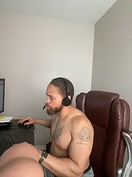 Fathero1time Chat XXX in diretta