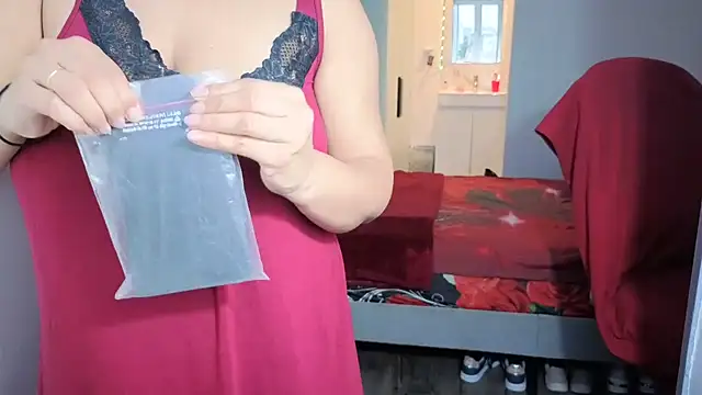 Živý XXX chat HotSpicyGujju