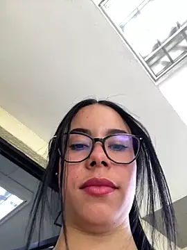 Chatroom XXX en direct de lesly_cutee