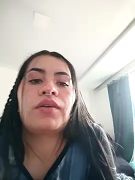 Chatroom XXX en direct de Dakotattoo