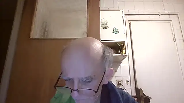 Chat +18 de mariusica1@xh ao vivo