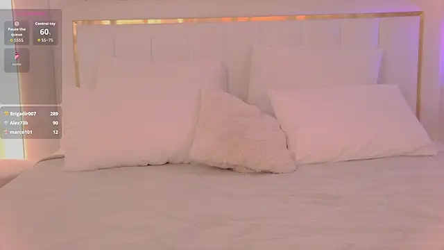 JennyBlow Adlı Modelin Canlı XXX Sohbeti