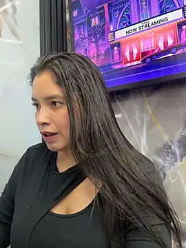 Miss_Bella_Flame's Live XXX Chat