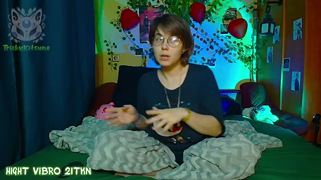 TrickyKitsune – Naživo XXX chat