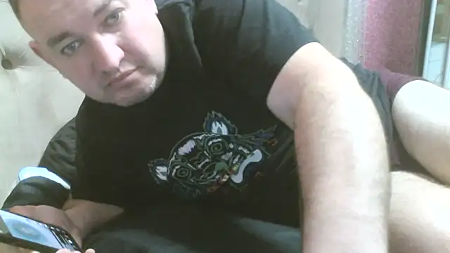 Shailadiessのウェブカメラショー