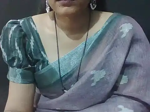 Chat XXX en directo de Thilothama_Vaishu