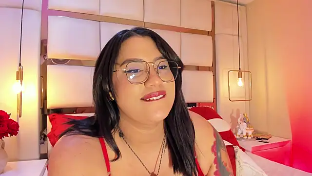 แชท XXX สดของ elizavenus