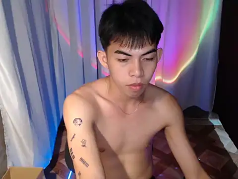 Urhotsilverboy Pertunjukan Webcam