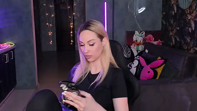 Živý XXX chat Blckmirrorr