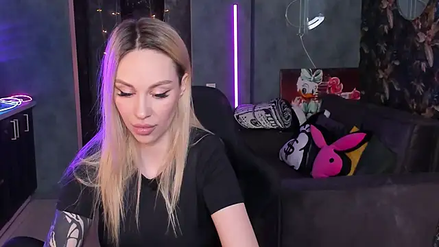 Živý XXX chat Blckmirrorr