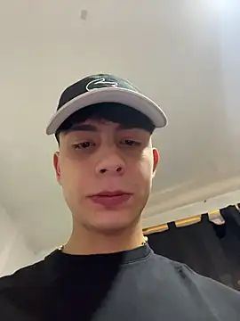 Lander_Cruz Chat XXX live