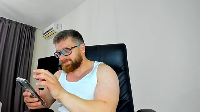 Živý XXX chat Findom_guy