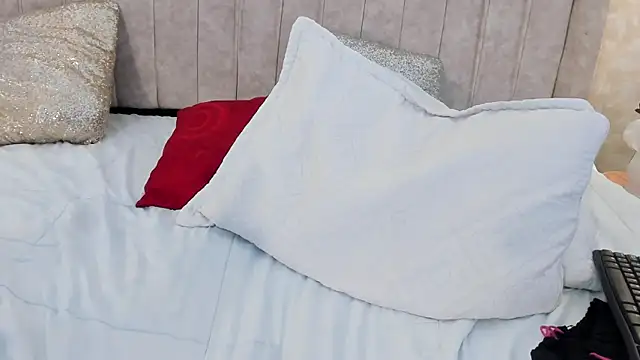 Czat XXX na żywo – thamiina_