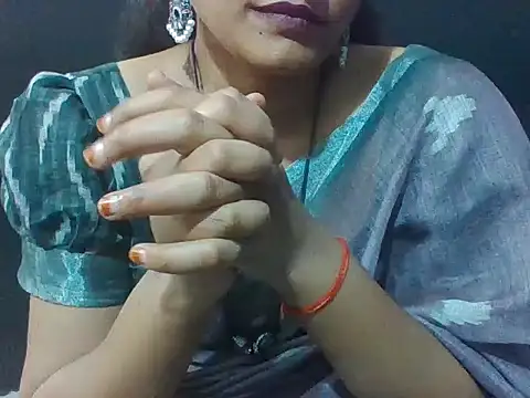 Thilothama_Vaishu Chat XXX in diretta