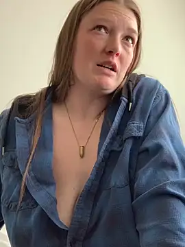 Chatroom XXX en direct de PussiesnCream_