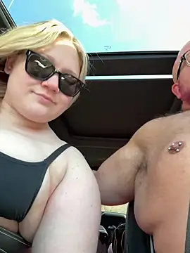 Sembang XXX Secara Langsung PiggyRose