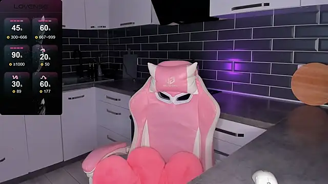 ShaiyaMinn3 在線直播表演