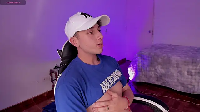 Webkamerová show oliver_kyy