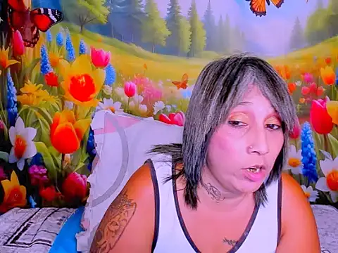 indianroxy 现场XXX聊天