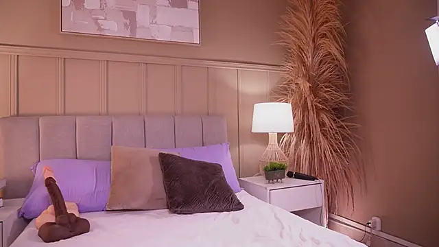 curvyliciousss' Webcam Show