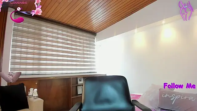 victoria_mooree live XXX chat