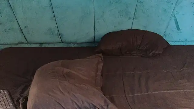 Aaron_Ezeのウェブカメラショー