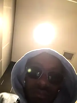 hormoneactivated's Live XXX Chat