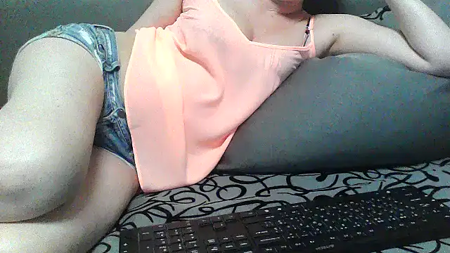 Chat +18 de IrynaMolbertx ao vivo