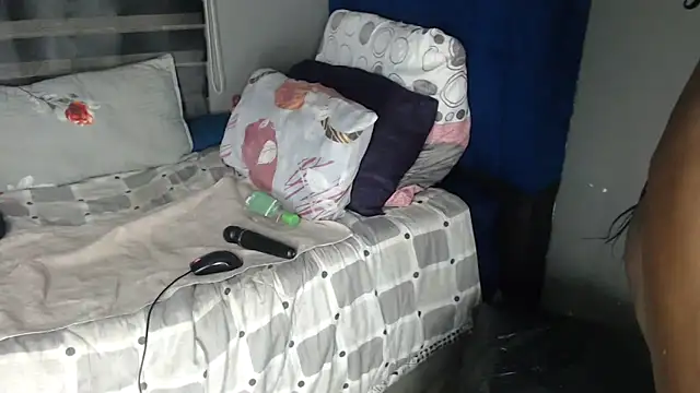 BLACK_BERRY_xXx's Live XXX Chat