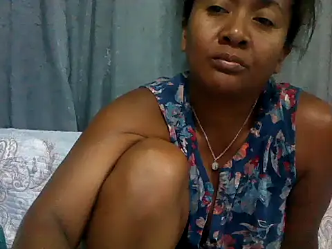 Chat +18 de sexyladii ao vivo