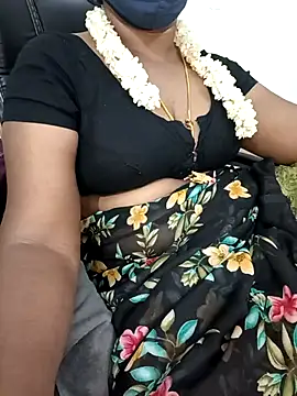 Chat XXX en directo de Tamil-hotwife