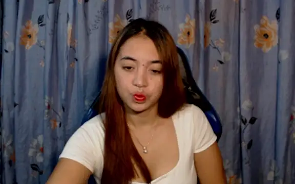 urlover_mae26 লাইভ XXX চ্যাট