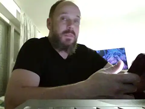 Pokazy przed kamerką – FROL83