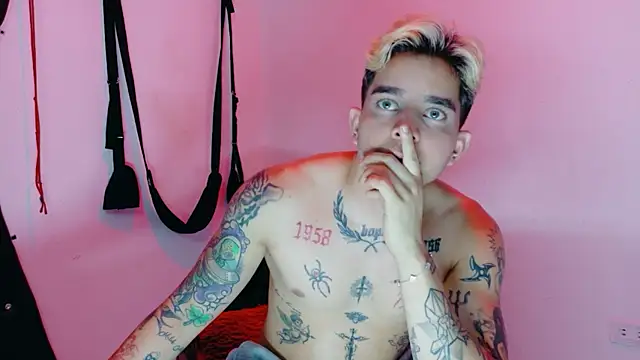 AliceandMax Adlı Modelin Canlı XXX Sohbeti