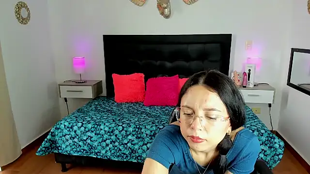 Natalye_23 élő XXX-chatje