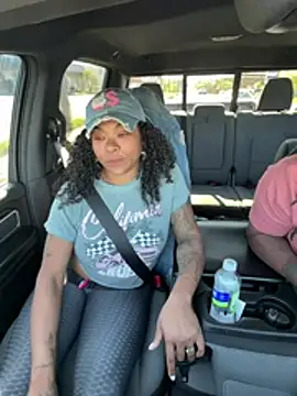 HaloRodeoLover2 লাইভ XXX চ্যাট