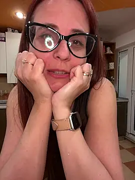 NataKitten Chat XXX in diretta