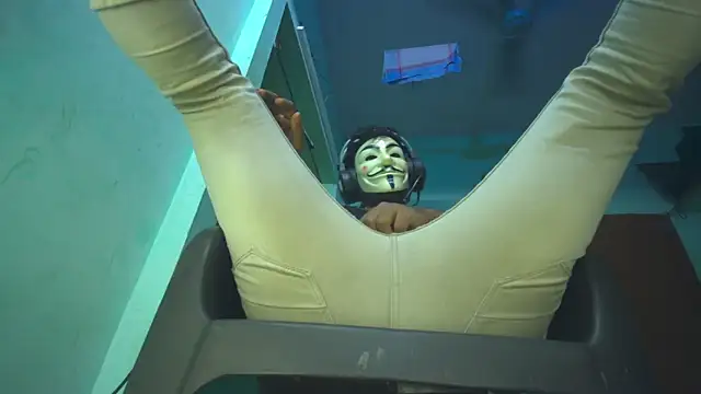 Chatroom XXX en direct de Tamil_KDD