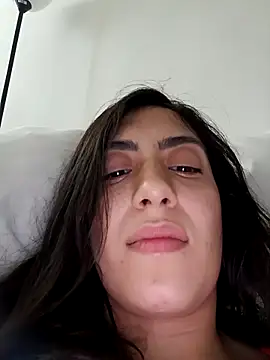 MIYESSI's Live XXX Chat