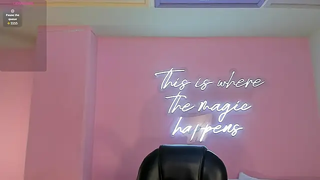 ValeriaVelvet লাইভ XXX চ্যাট