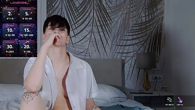 ravenryx Webcam Show