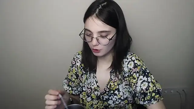 Czat XXX na żywo – Sun_Shine__