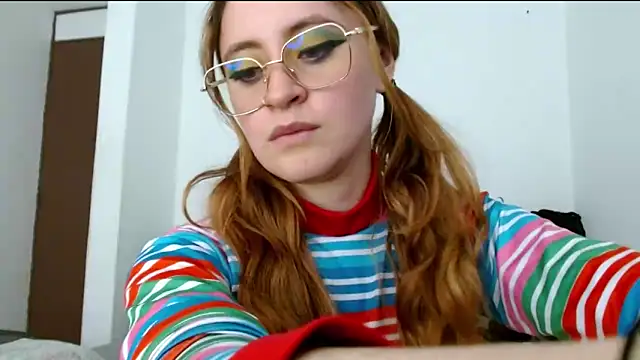 Juls_winter_ Chat XXX in diretta