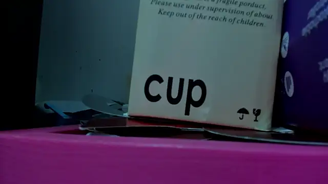 RoxanneMorguet_ Adlı Modelin Canlı XXX Sohbeti