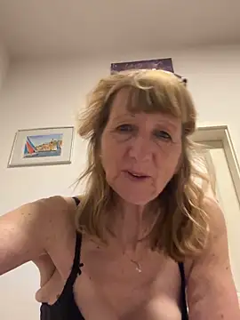 MatureKim Chat XXX live