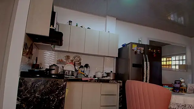 Serafina_del_Mar__ Adlı Modelin Canlı XXX Sohbeti