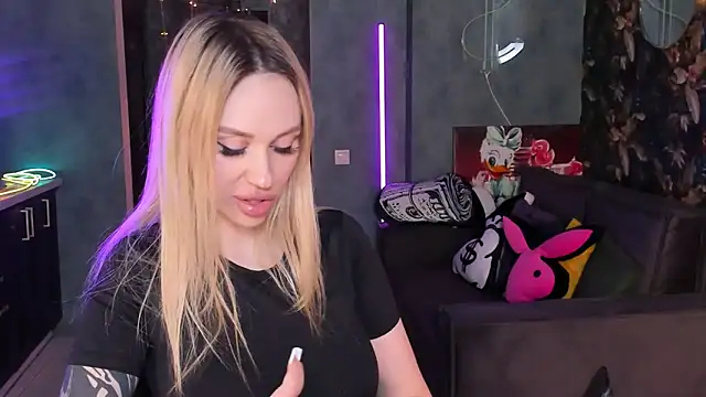 Онлайн чат XXX Blckmirrorr